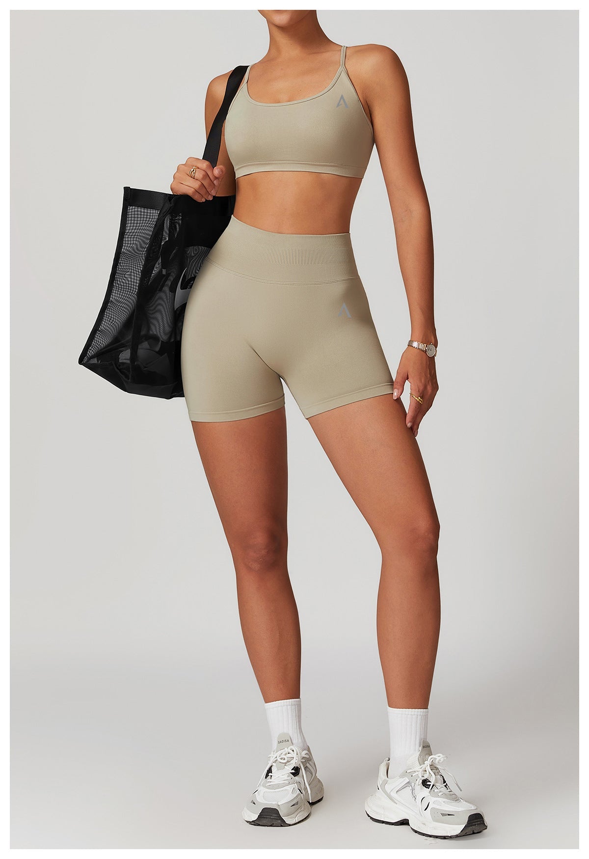 AMEL Sculpt Seamless Activewear Collection – Cream