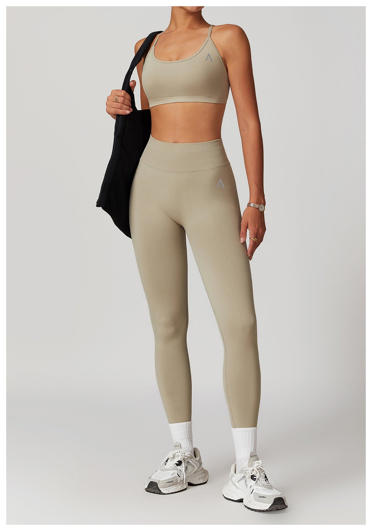 AMEL Sculpt Seamless Activewear Collection – Cream
