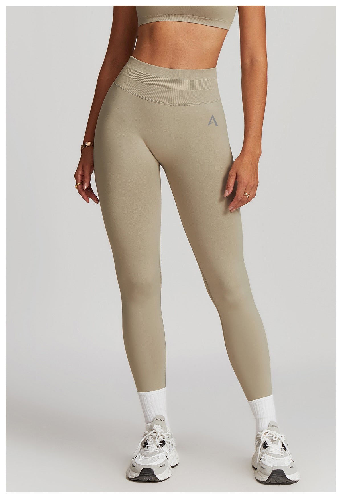 AMEL Sculpt Seamless Activewear Collection – Cream